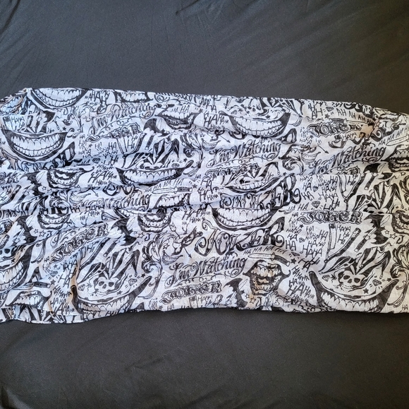 The Joker Infinity Scarf - Picture 2 of 4